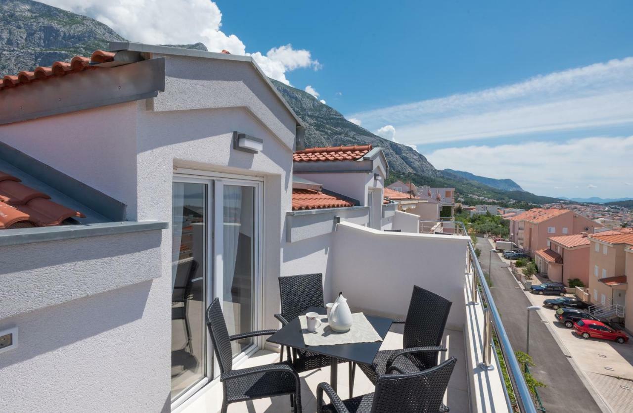 Apartmani Vujcic Makarska Exterior foto