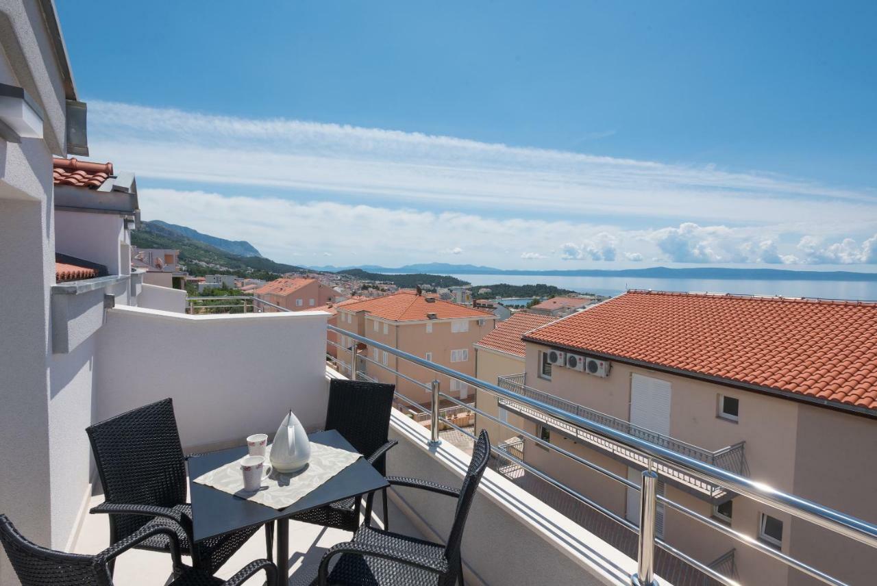 Apartmani Vujcic Makarska Exterior foto